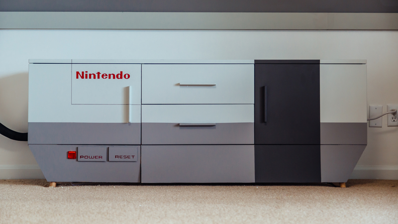 Illustration for article titled A Giant NES Home Theater Is Exactly How Duck Hunt Was Meant to Be Played